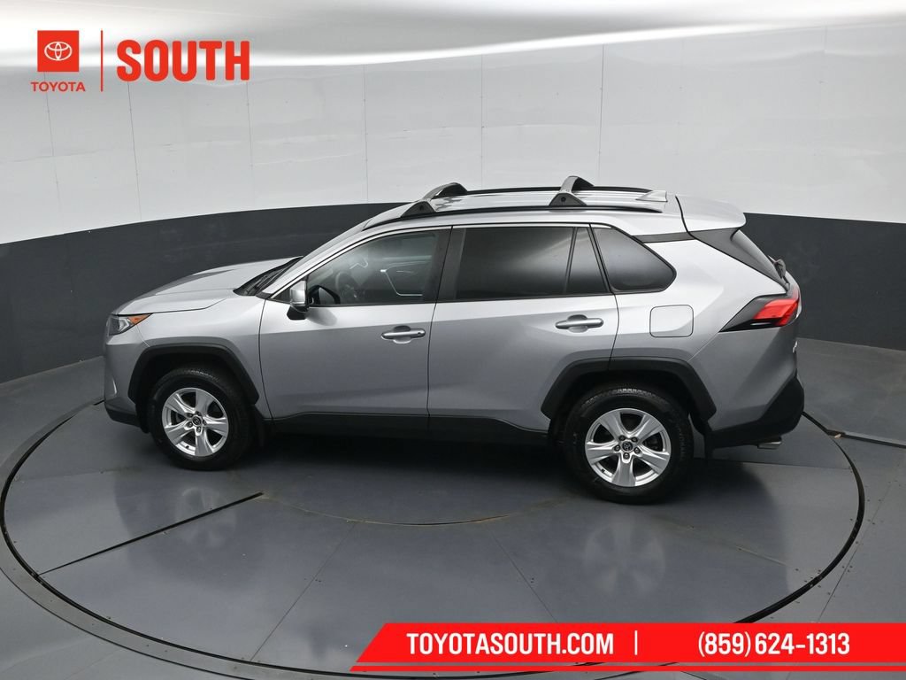 Used 2021 Toyota RAV4 XLE AWD/4WD image 48
