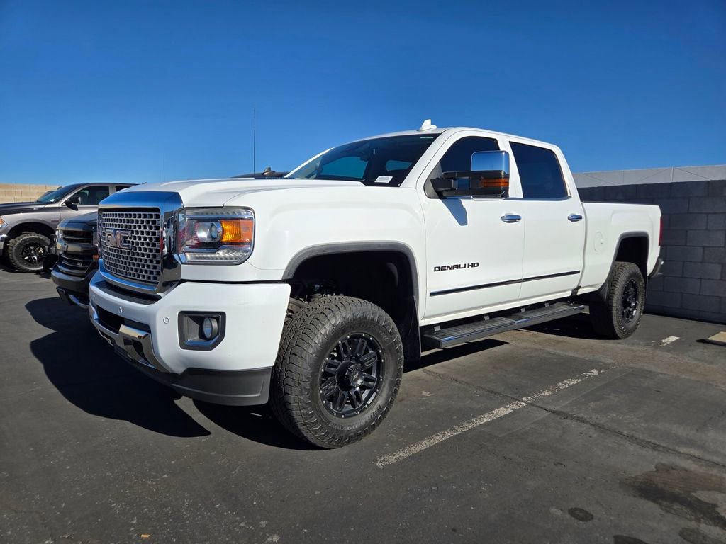 Used 2016 GMC Sierra 2500 Denali w/ Duramax Plus Package image 2