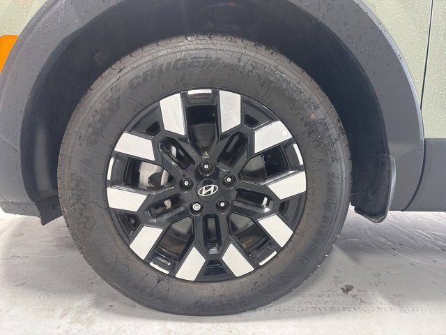 Used 2025 Hyundai Santa Cruz SEL image 11