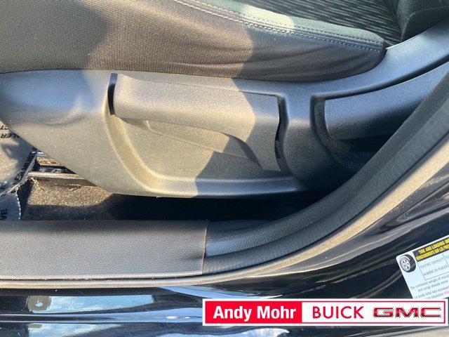 Used 2018 Nissan Rogue S AWD/4WD image 19