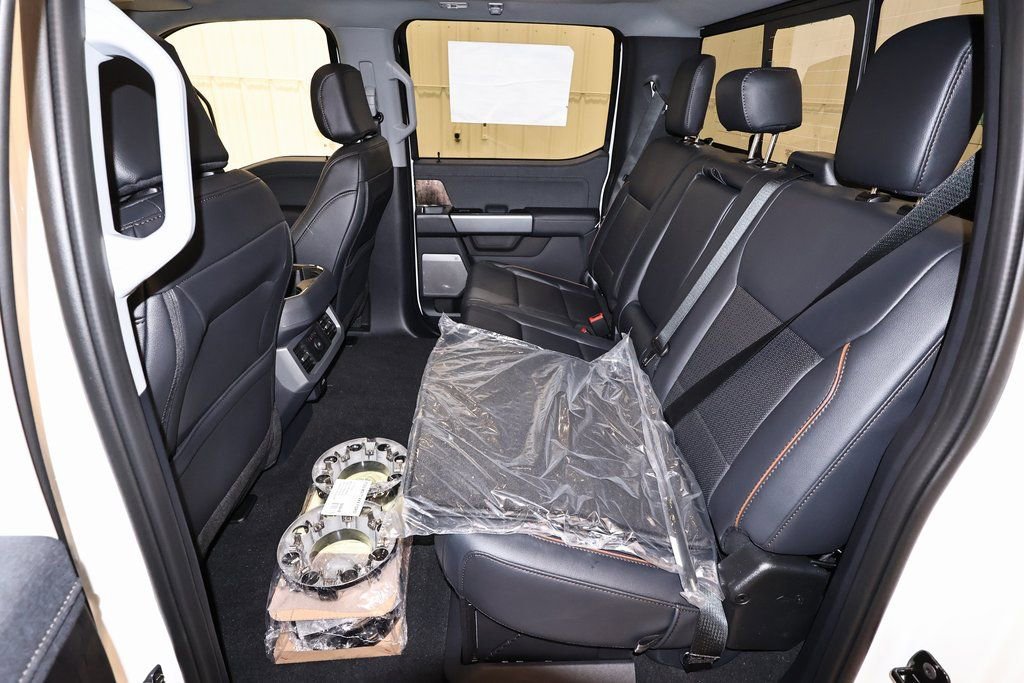 New 2026 Ford F250 Lariat w/ Black Appearance Package image 14