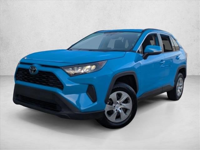 Used 2021 Toyota RAV4 LE image 1