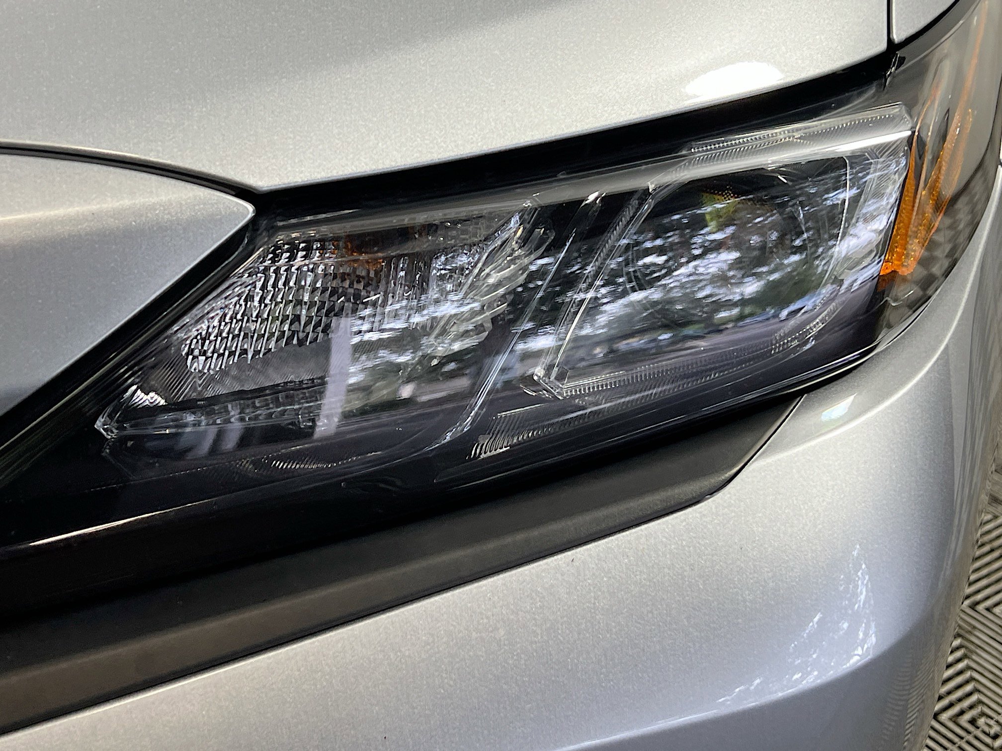 Used 2023 Toyota Camry SE image 12