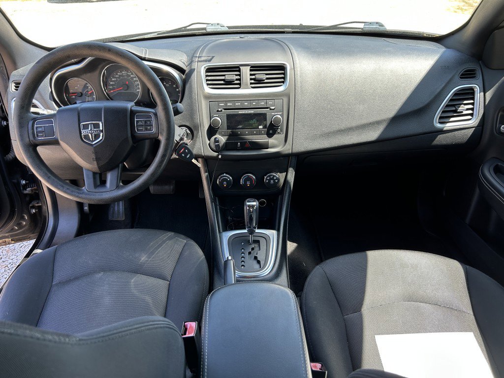 Used 2014 Dodge Avenger SE w/ Blacktop Package image 6