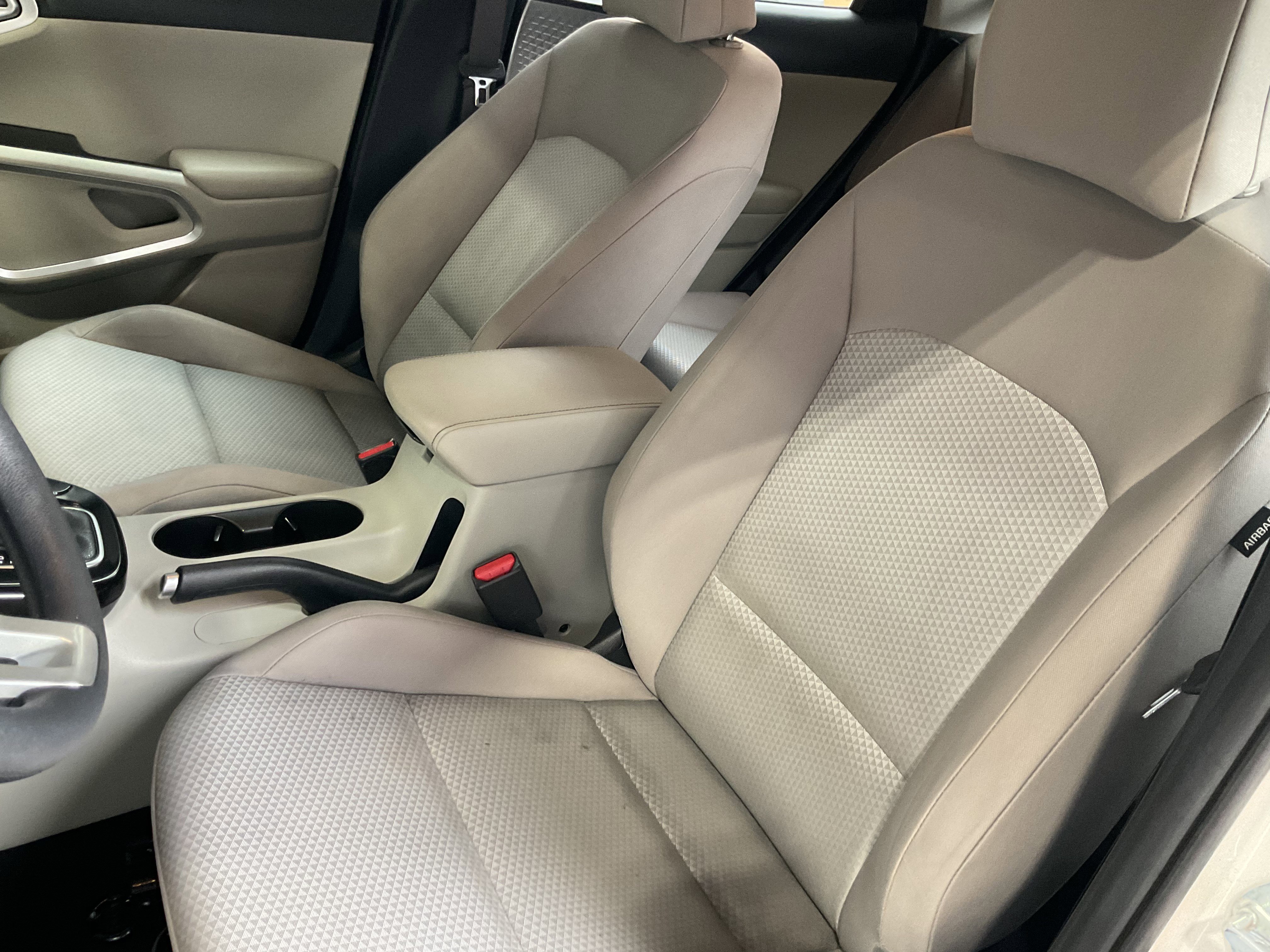 Used 2022 Kia Soul LX FWD image 28