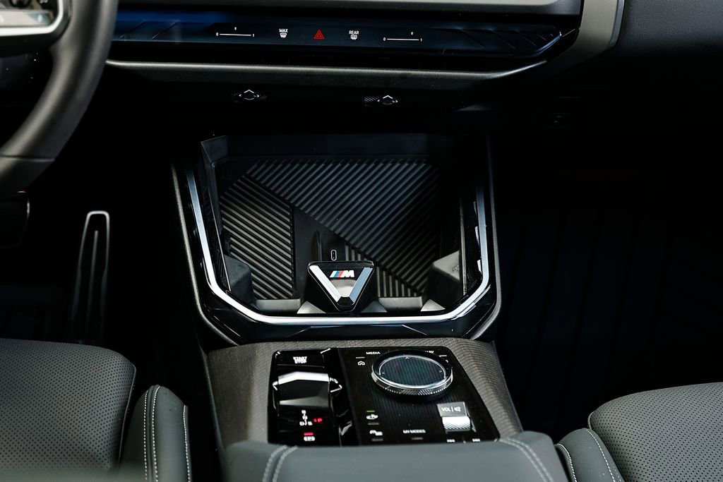 Certified 2025 BMW X3 xDrive30i w/ Premium Package image 32