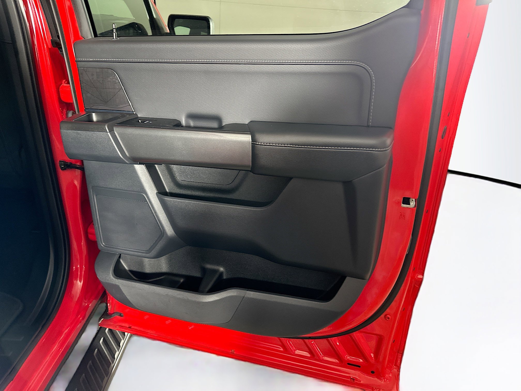 Used 2023 Ford F150 XLT w/ Equipment Group 302A High image 29