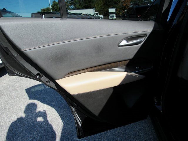 Used 2024 Cadillac XT4 Premium Luxury w/ Technology Package image 22