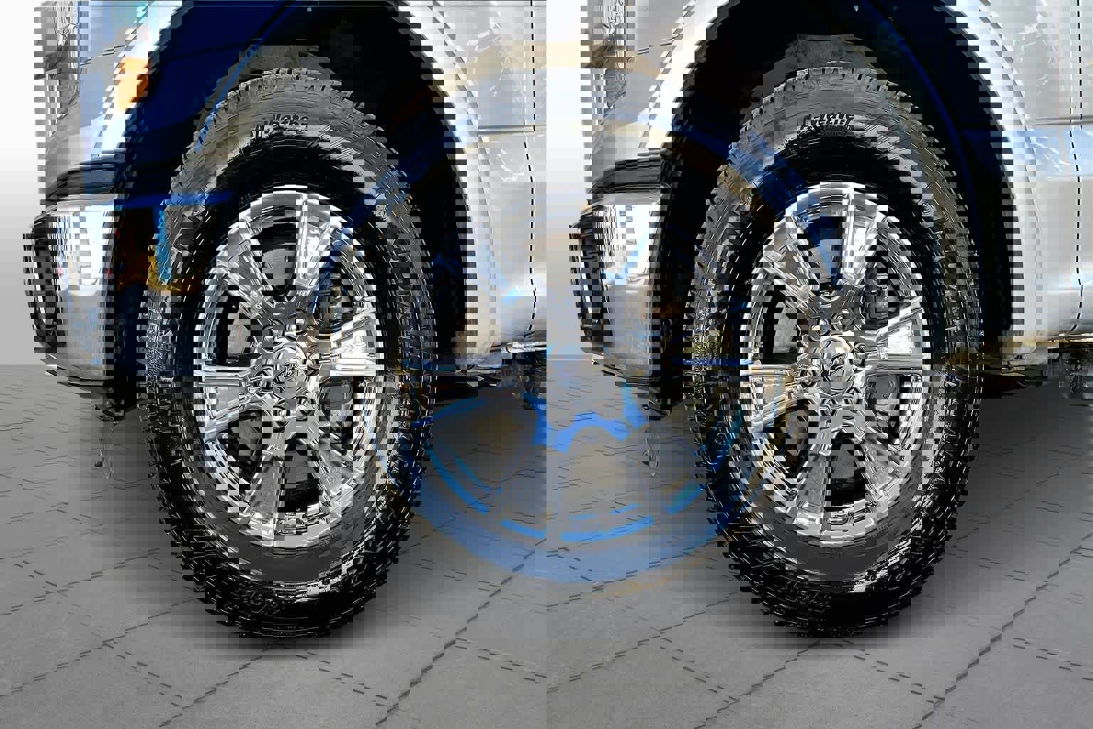 Used 2015 Ford F150 Lariat image 11