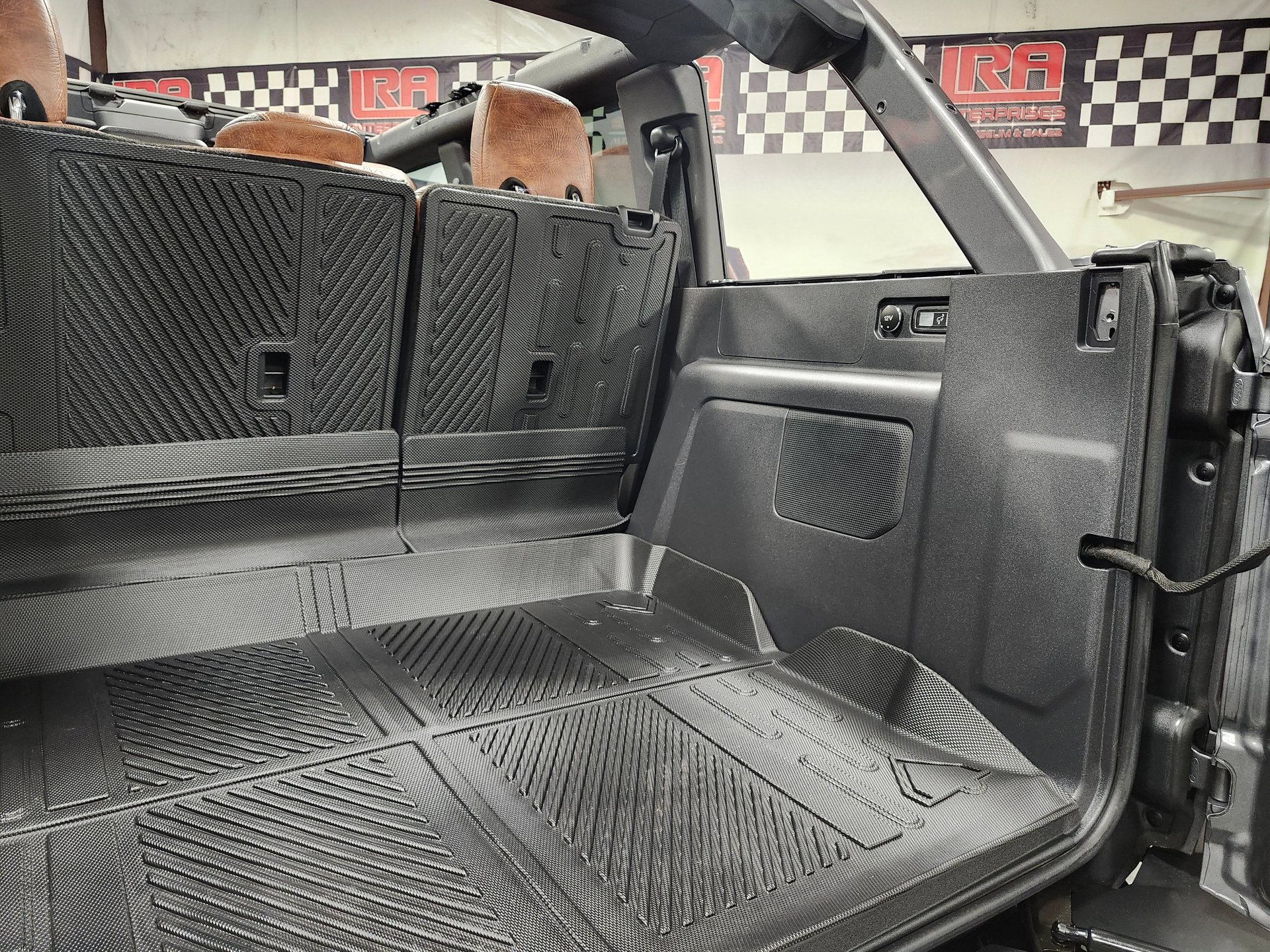 Used 2022 Ford Bronco Wildtrak image 31