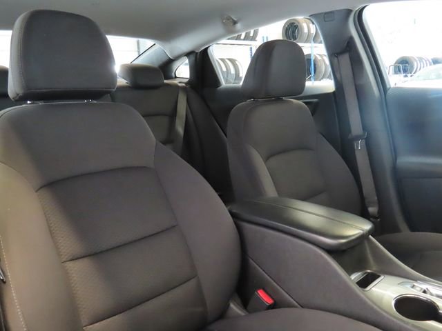 Used 2023 Chevrolet Malibu LT image 6