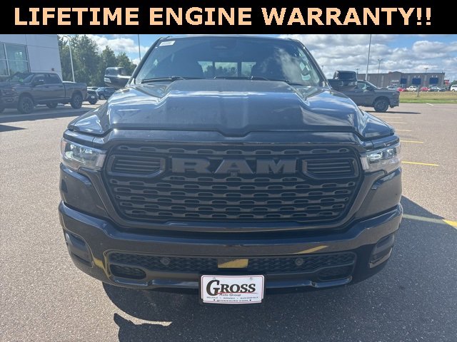 New 2026 RAM 1500 4x4 Crew Cab image 4