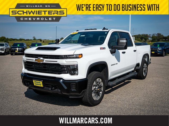 Used 2024 Chevrolet Silverado 2500 Custom w/ Custom Value Package image 1