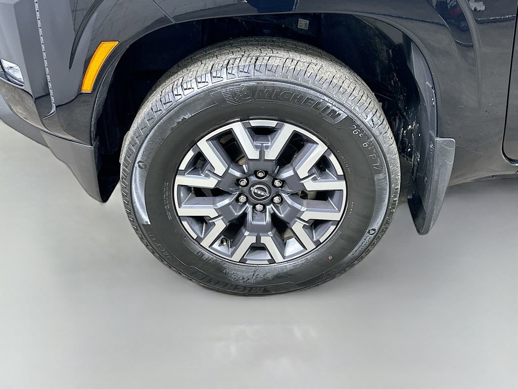 Used 2024 Nissan Frontier SL w/ Technology Package image 8