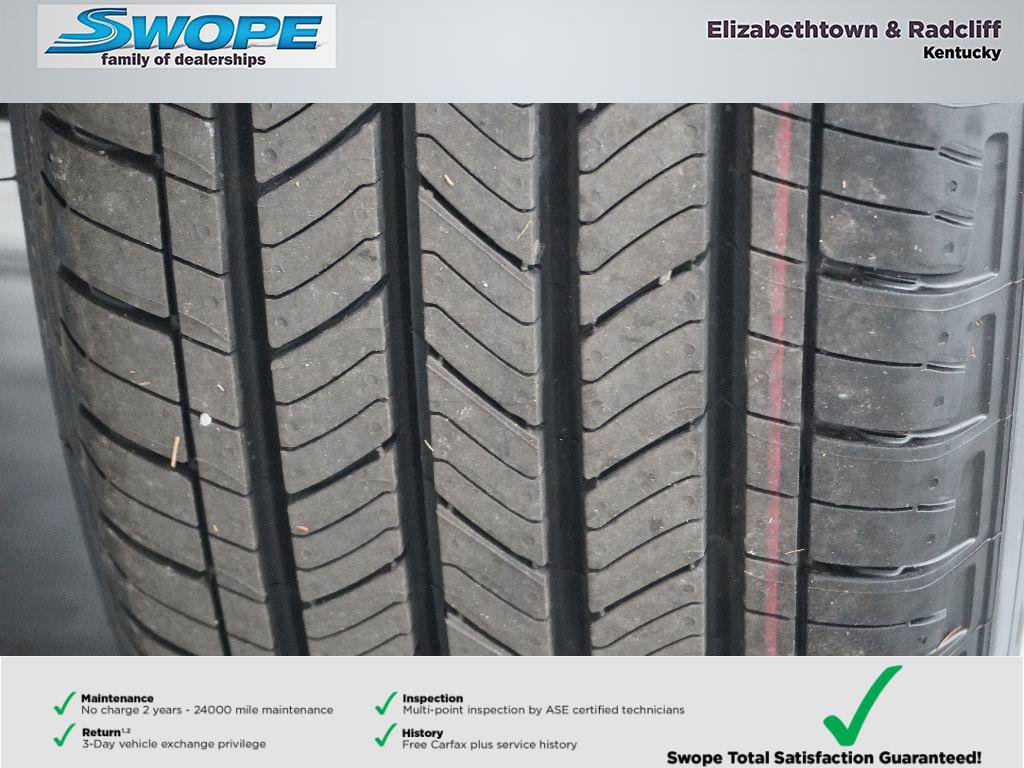 New 2026 Ford Escape SE w/ Class II Trailer Tow Package image 32