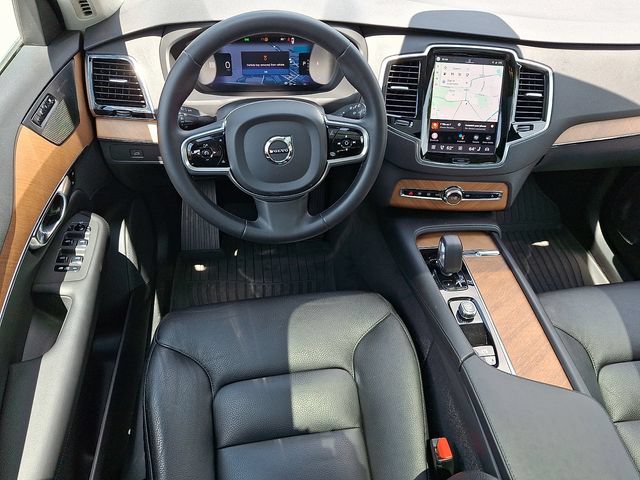 Used 2023 Volvo XC90 B6 Plus w/ Protection Package AWD/4WD image 12