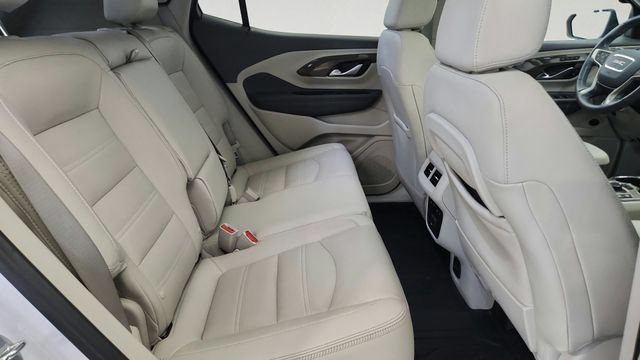 Used 2022 GMC Terrain Denali w/ Denali Premium Package AWD/4WD image 28