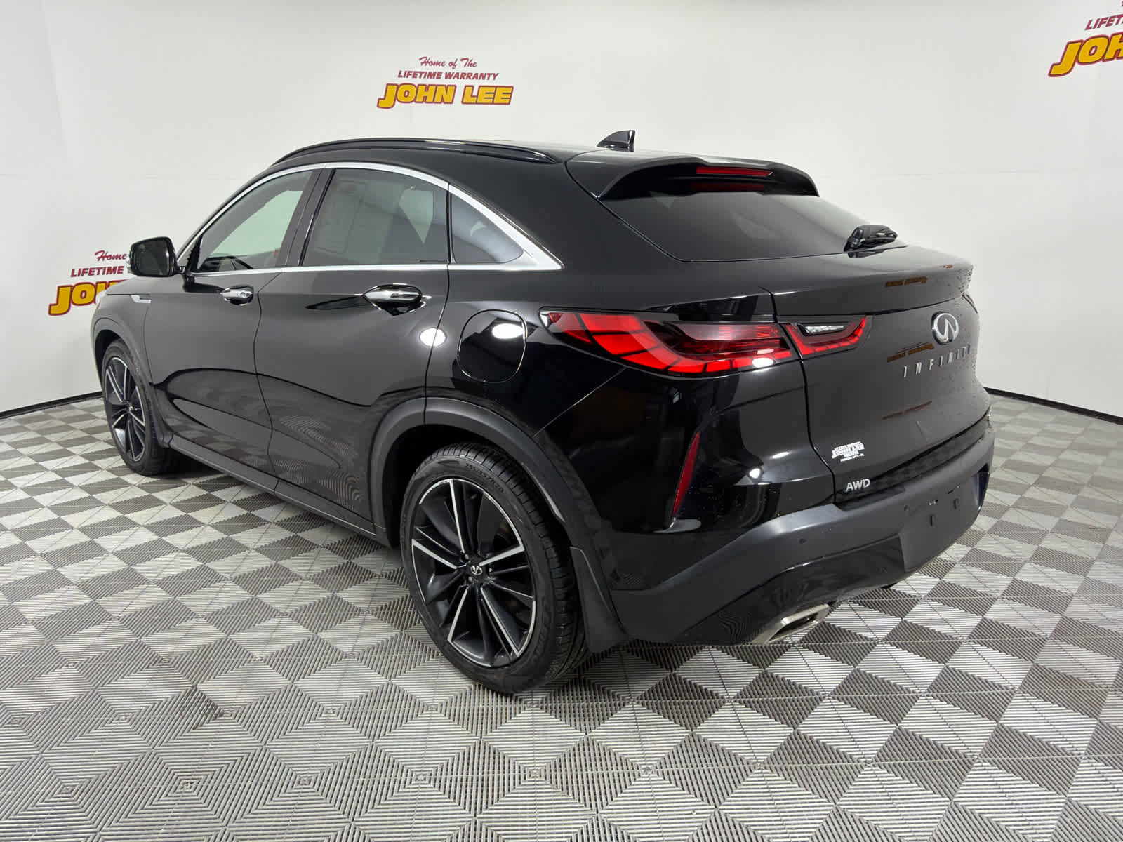 Used 2022 INFINITI QX55 Essential w/ Proassist Package image 3