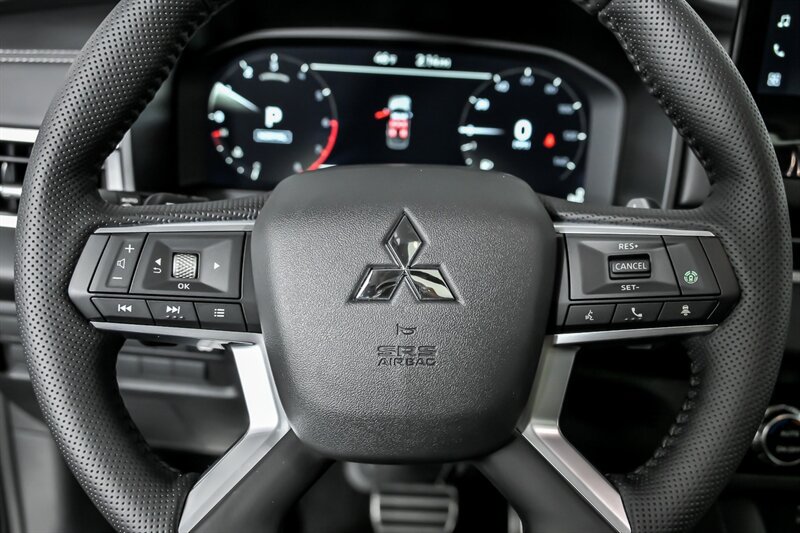 New 2026 Mitsubishi Outlander SEL AWD/4WD image 19