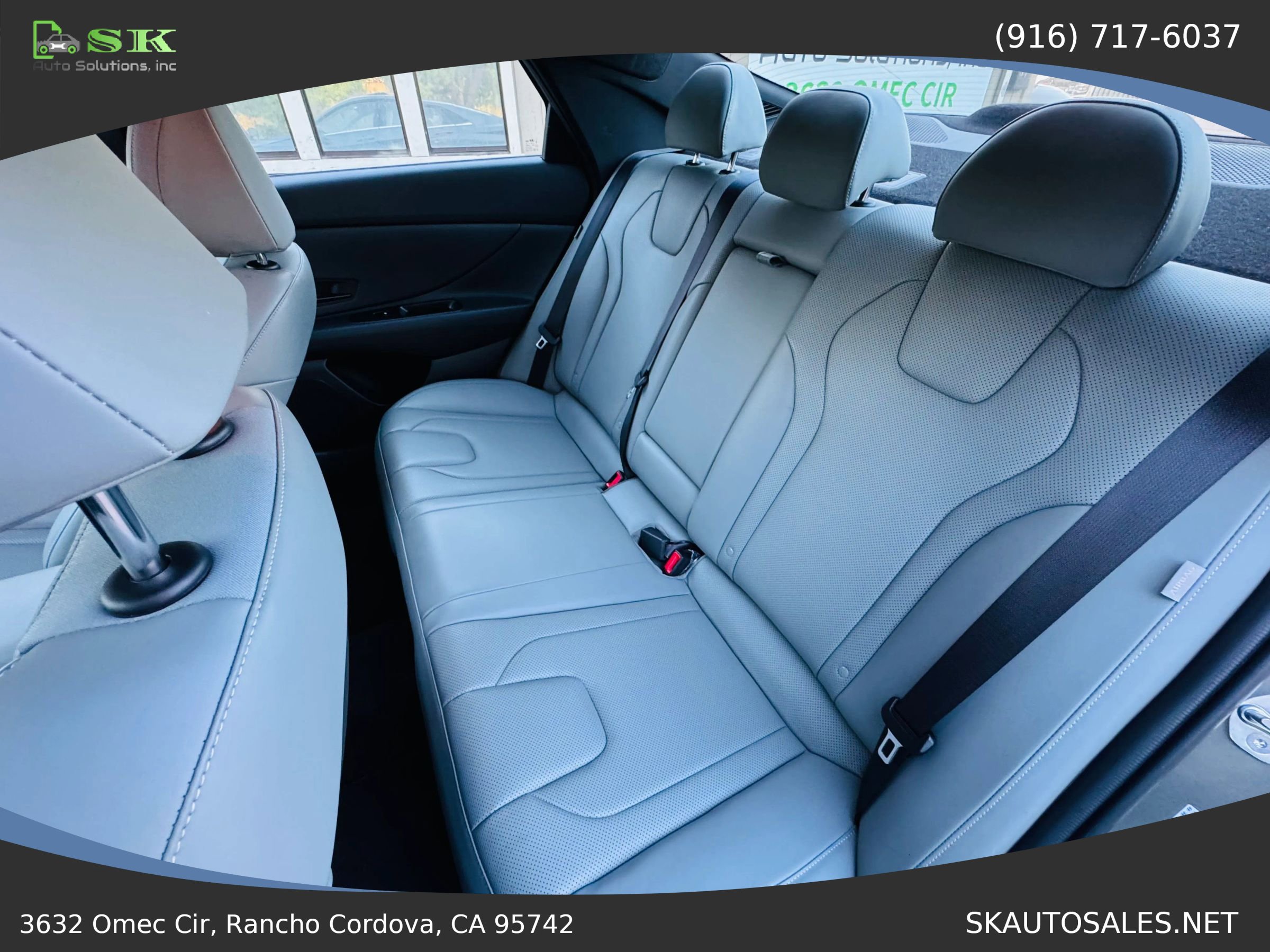 Used 2024 Hyundai Elantra Limited FWD image 31