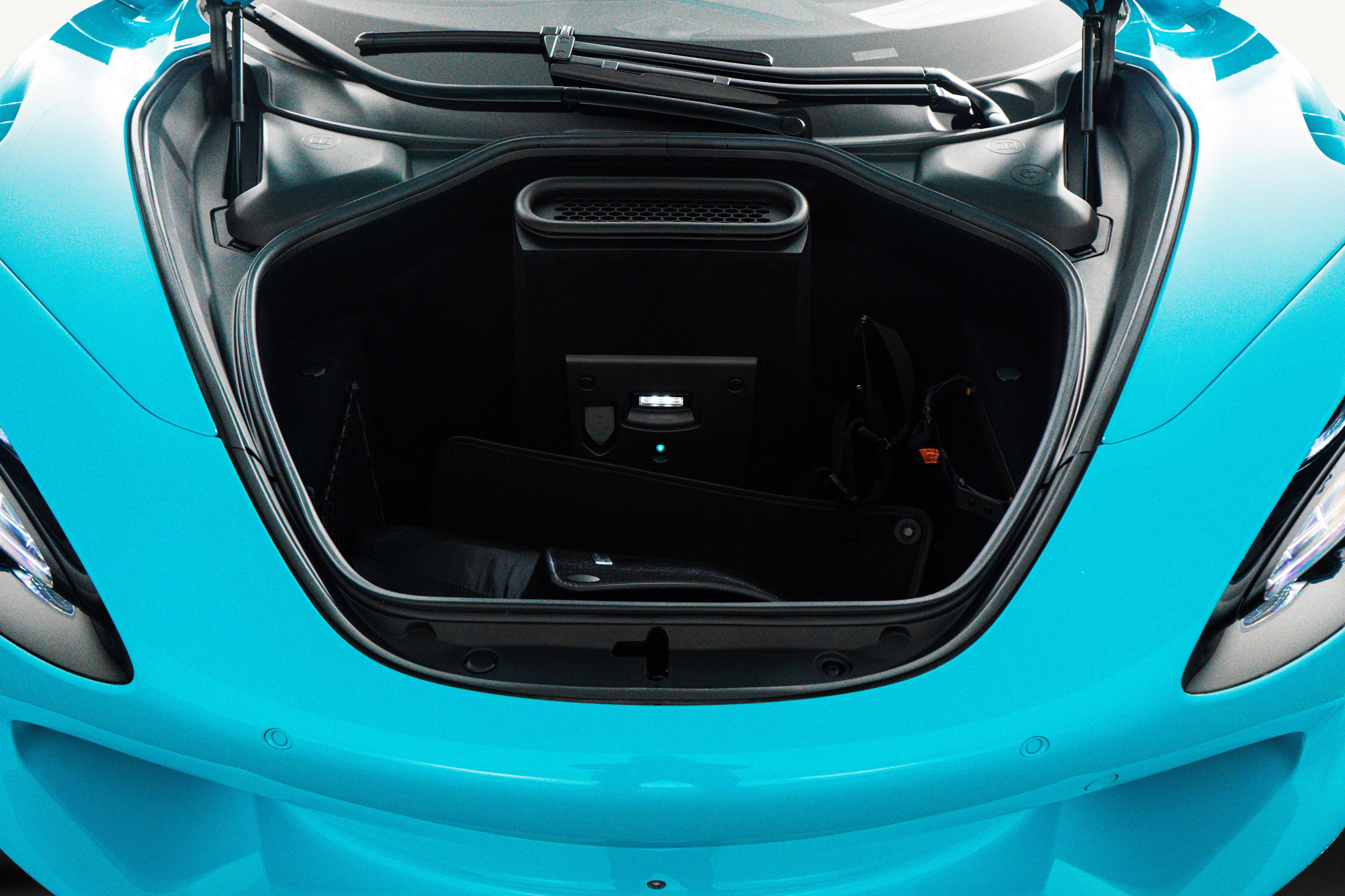 Used 2024 McLaren 750S Spider image 35