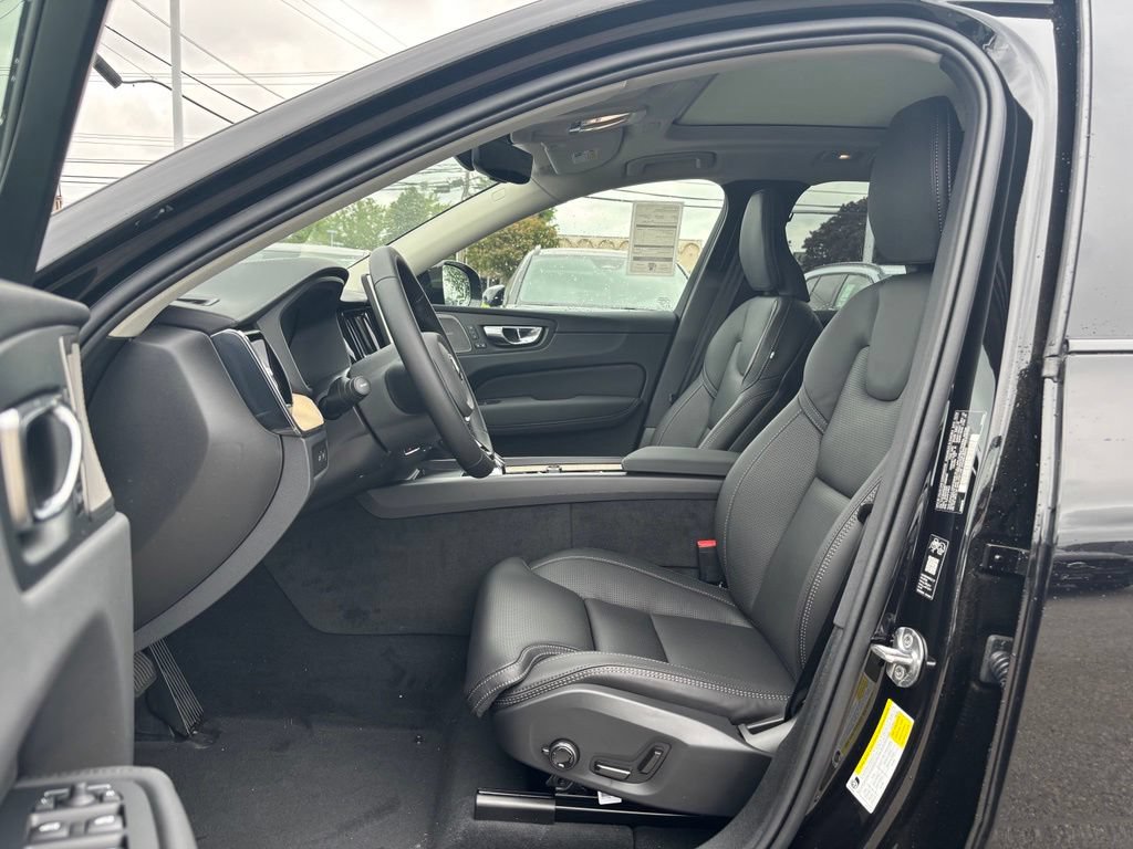 New 2026 Volvo XC60 T8 Ultra w/ Protection Package Premier AWD/4WD image 15