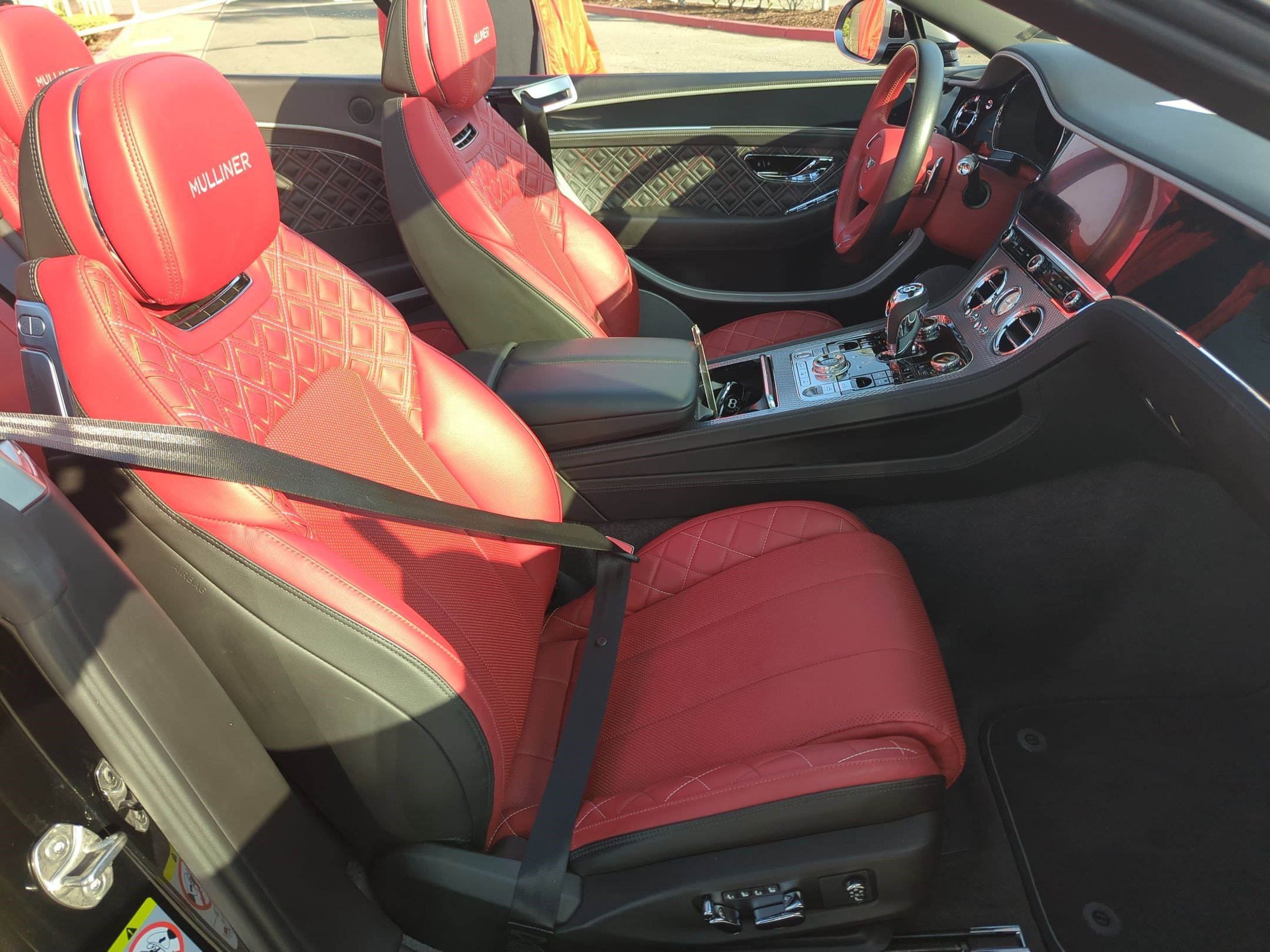 Used 2021 Bentley Continental GT V8 image 33