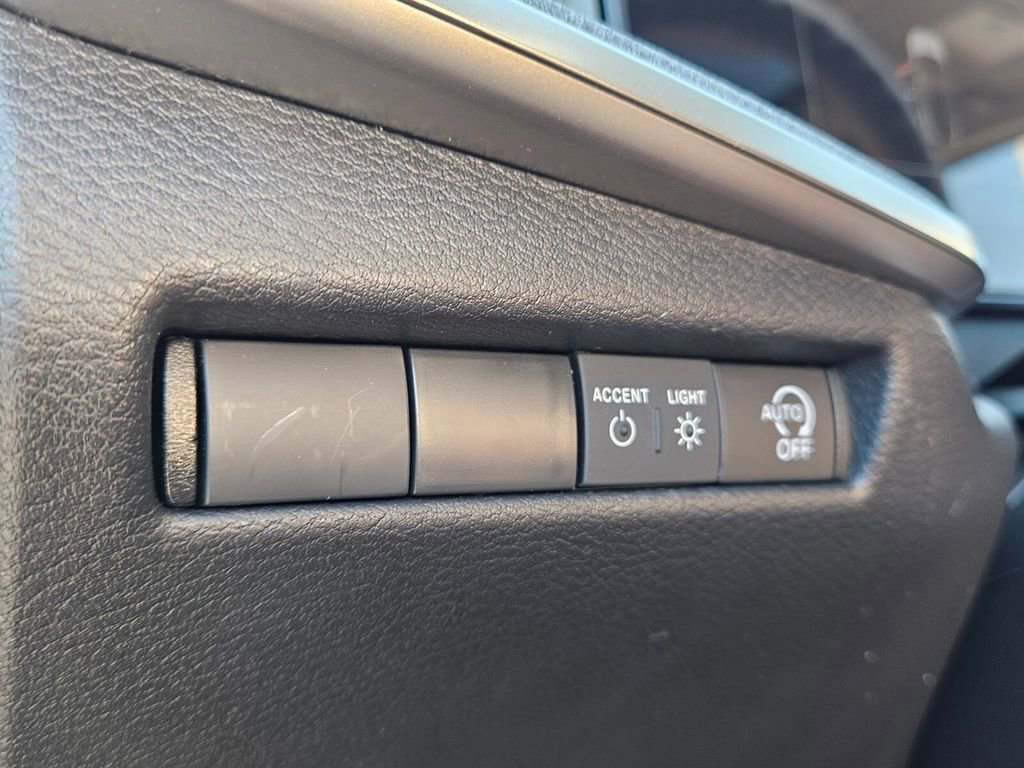 New 2026 Nissan Kicks SV w/ SV Premium Package image 24