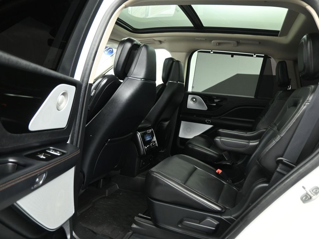 Used 2021 Lincoln Aviator Reserve w/ Equipment Group 201A image 20