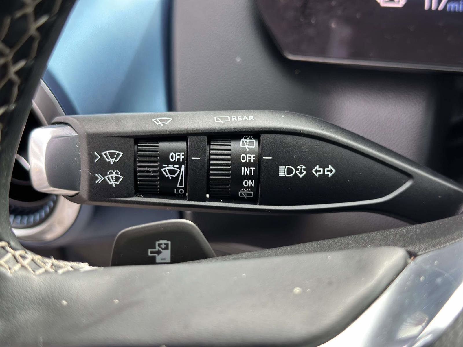 Used 2024 Chevrolet Equinox EV LT image 16