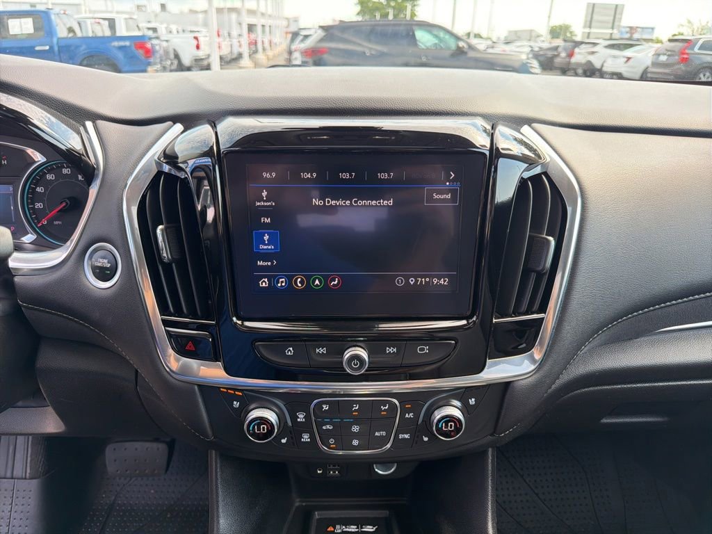 Used 2021 Chevrolet Traverse High Country AWD/4WD image 30