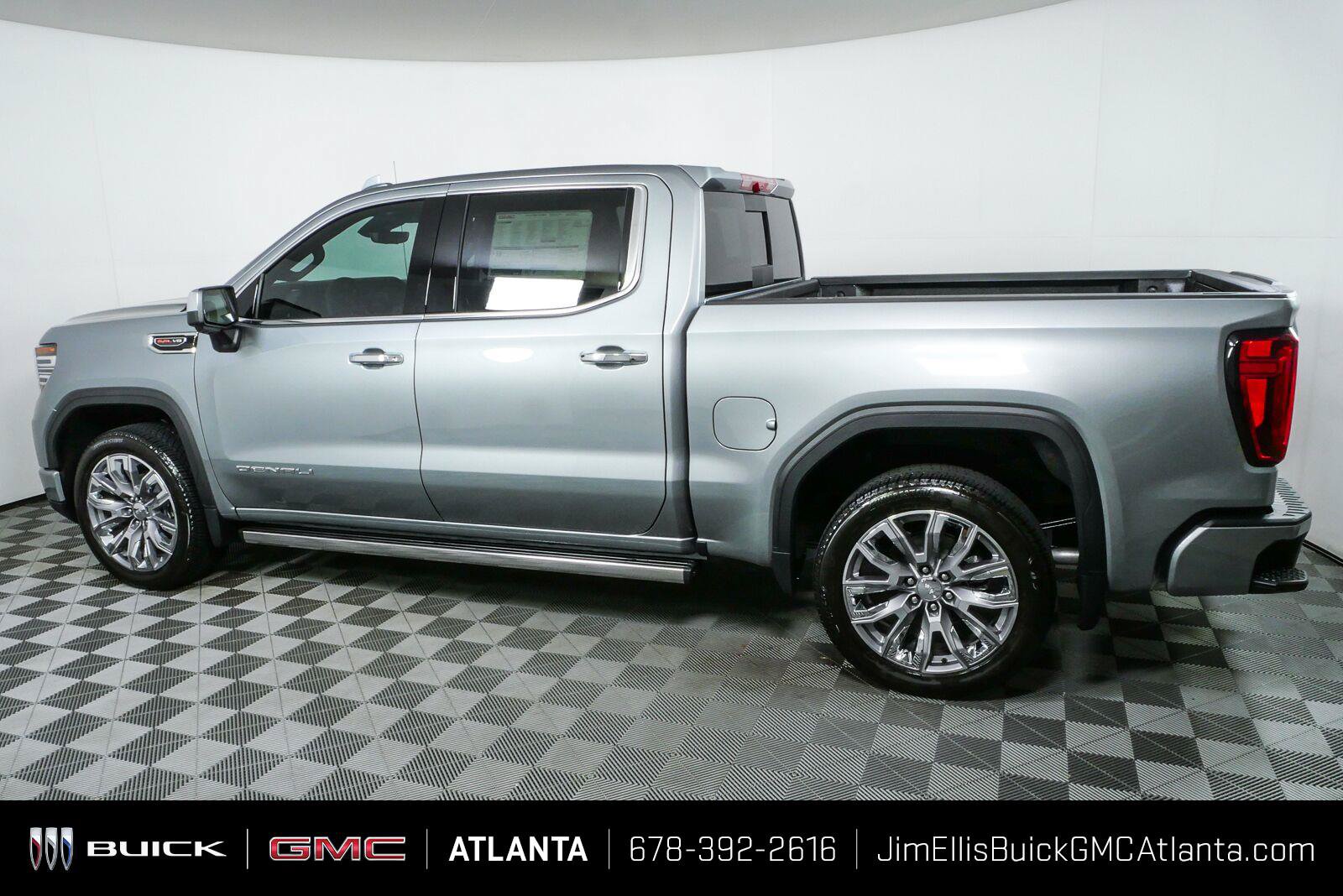 New 2026 GMC Sierra 1500 Denali AWD/4WD image 32