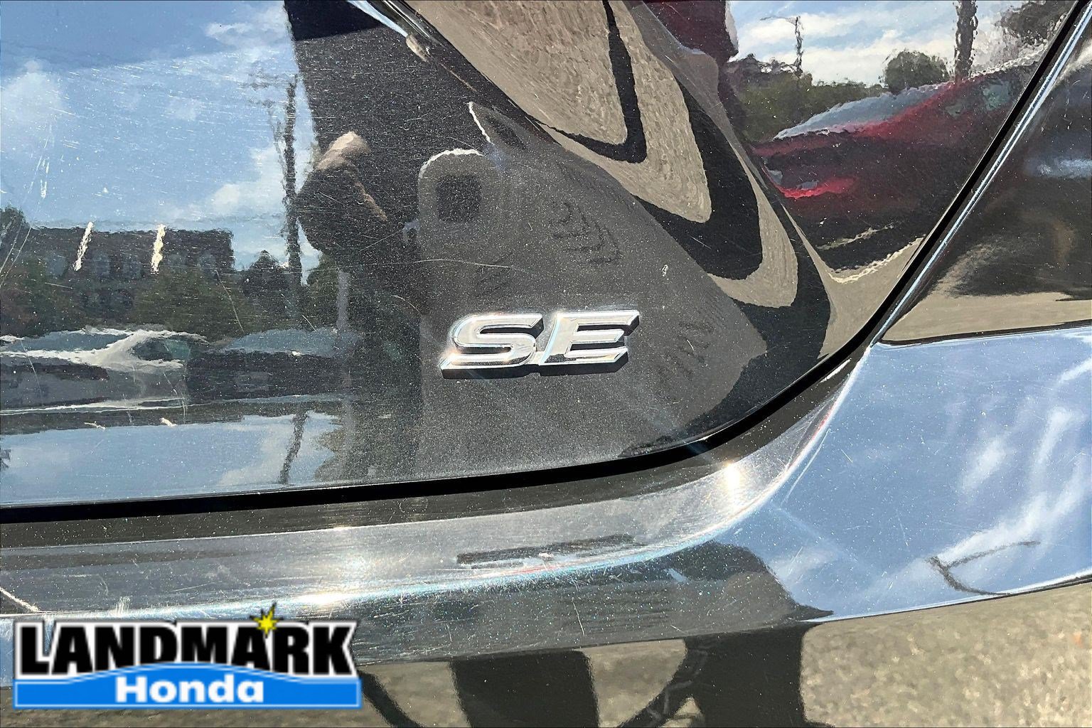 Used 2025 Toyota Camry SE FWD image 32