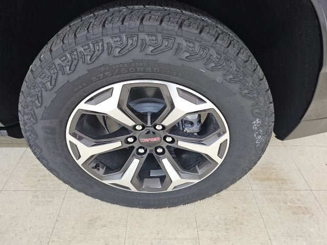 New 2026 GMC Yukon AT4 Ultimate w/ LPO, Floor Liner Package AWD/4WD image 27