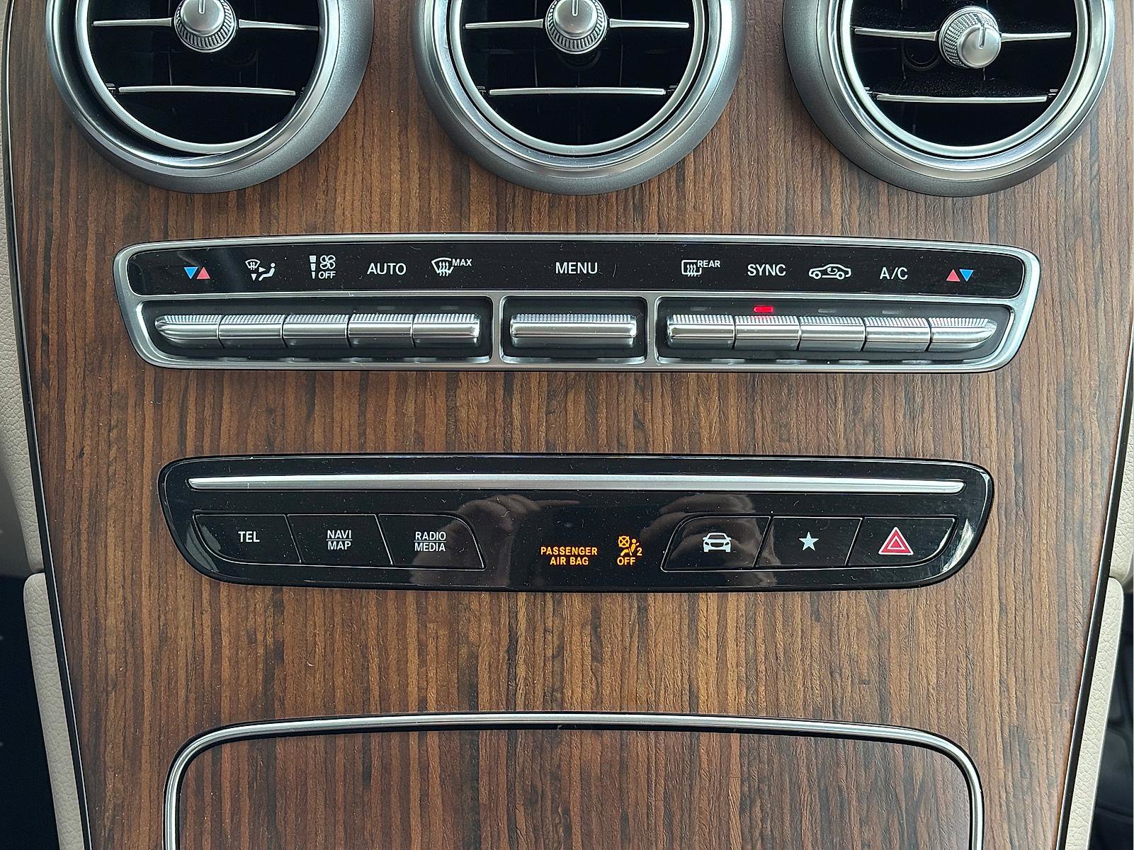 Used 2022 Mercedes-Benz GLC 300 4MATIC image 24