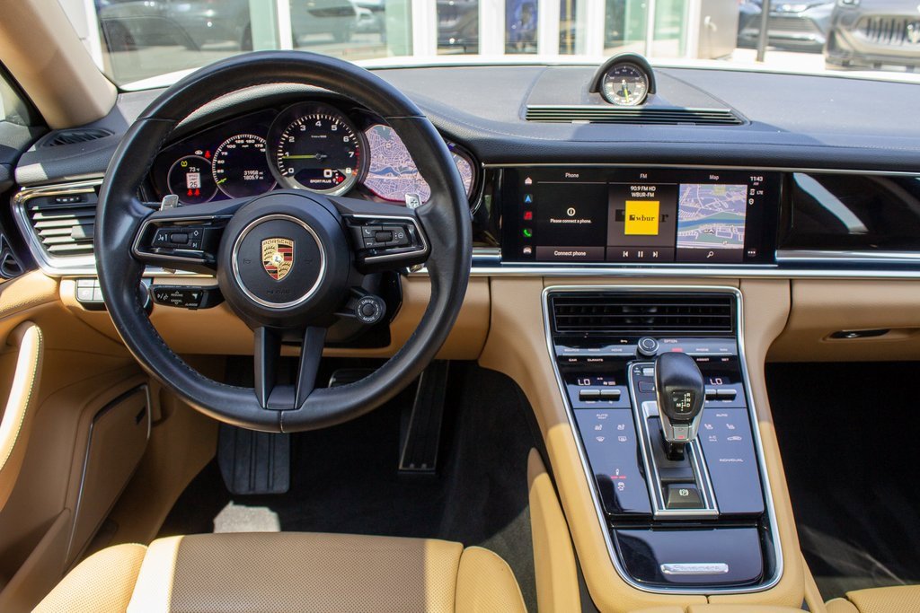 Used 2022 Porsche Panamera 4 w/ Premium Package image 13