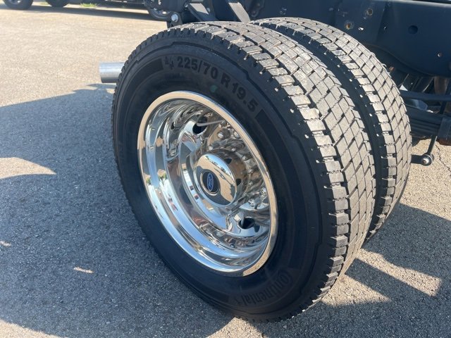 Used 2023 Ford F450 XL image 8