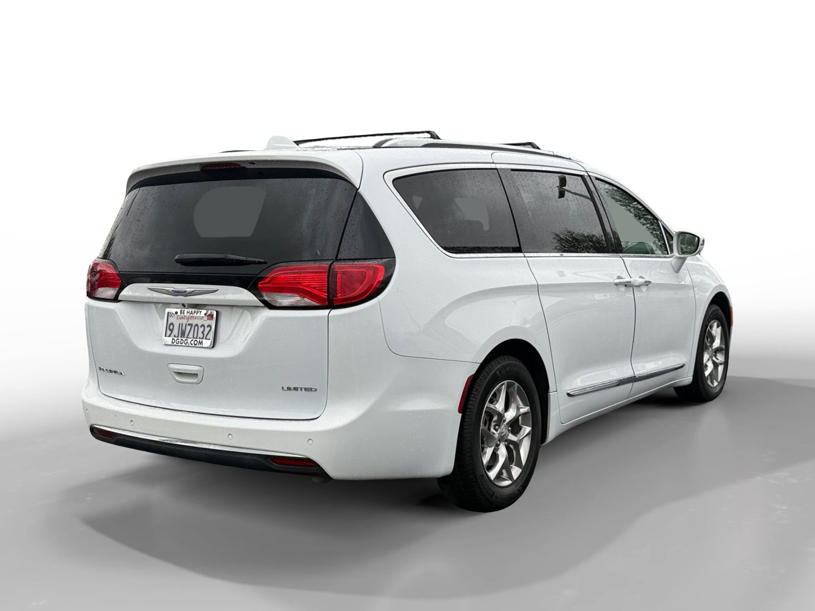 Used 2018 Chrysler Pacifica Limited image 5