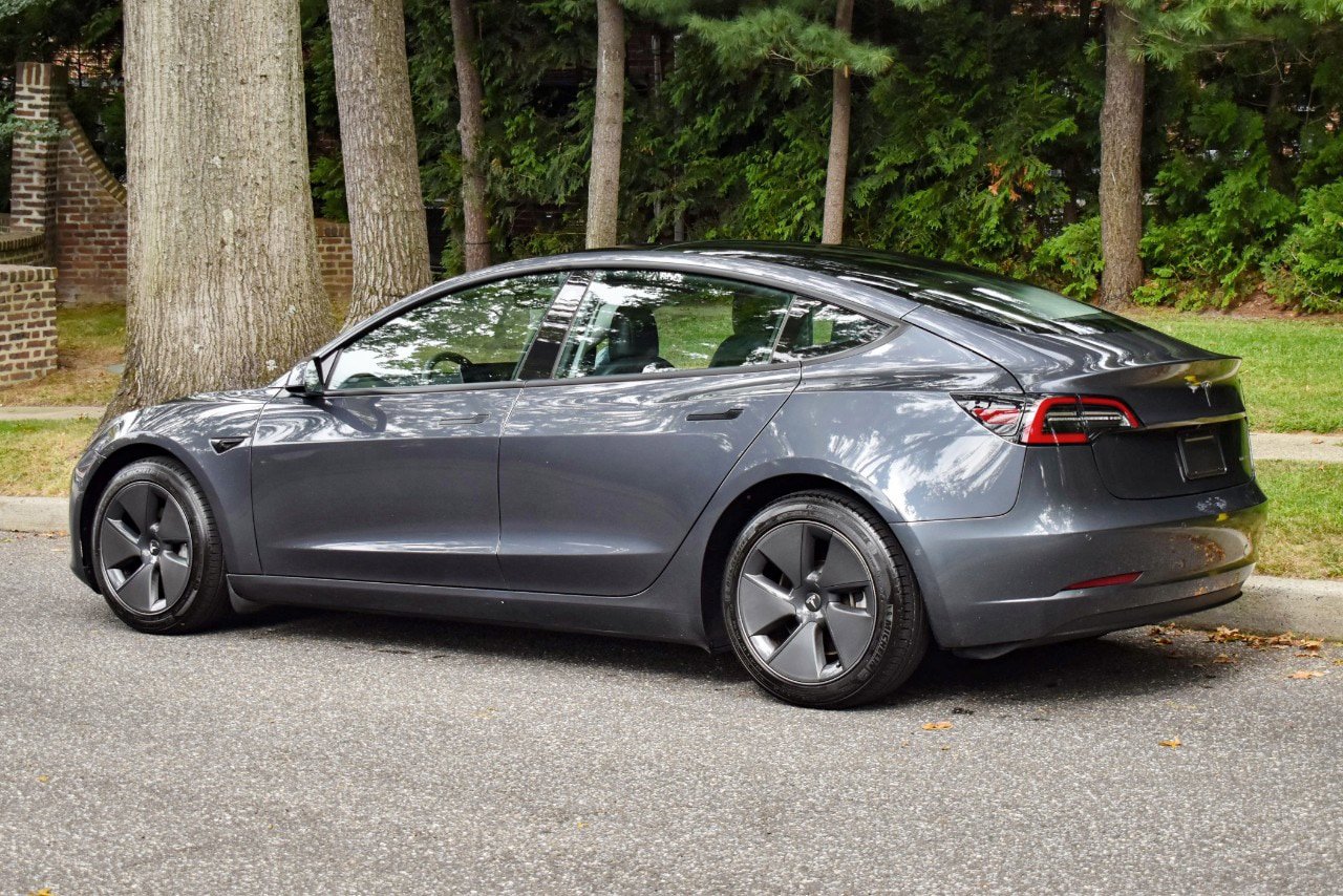Used 2022 Tesla Model 3 Long Range image 6