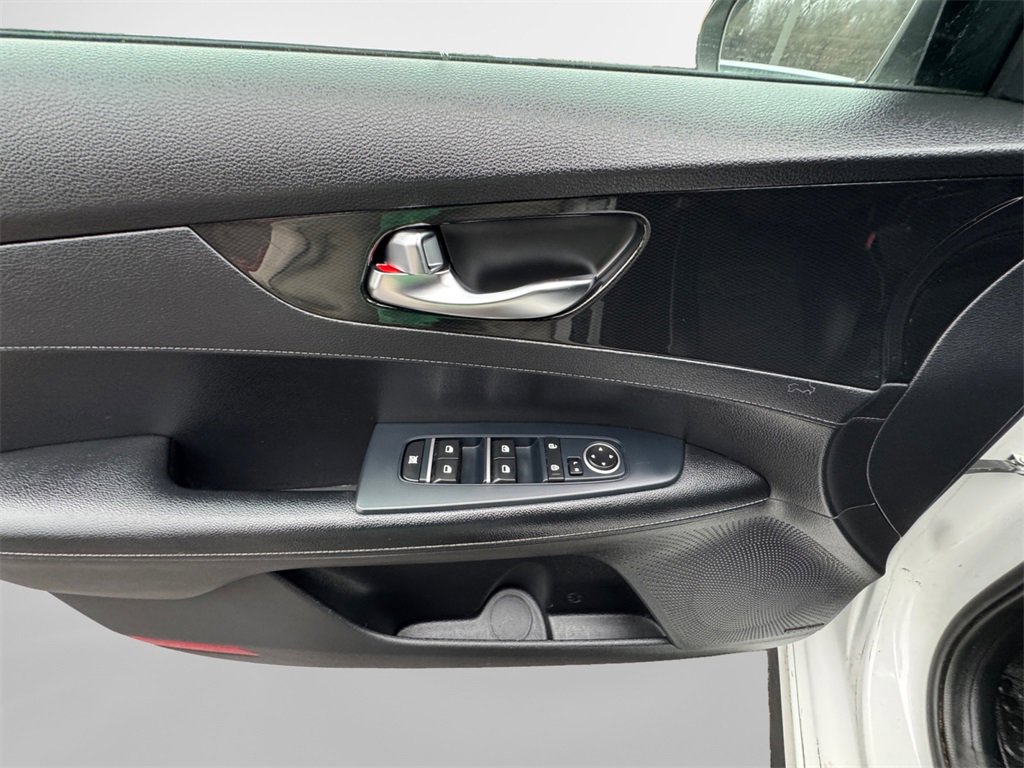 Used 2020 Kia Forte GT-Line w/ GT-Line Premium Package image 25