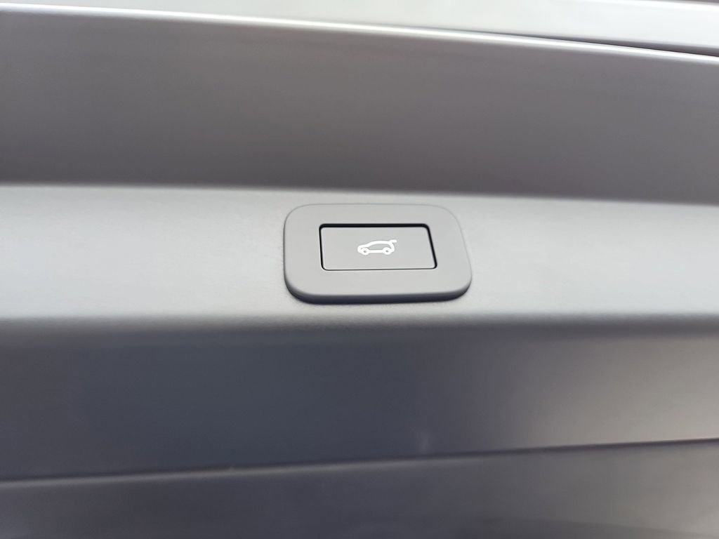 New 2025 Land Rover Range Rover Sport Dynamic SE image 14