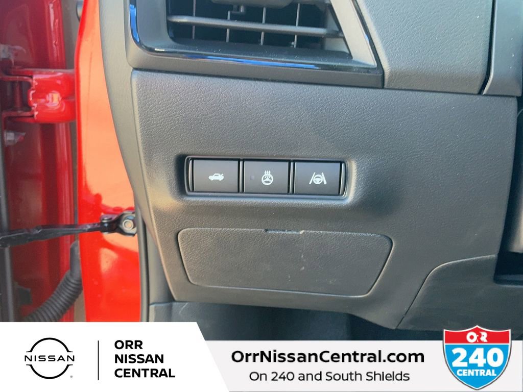 New 2026 Nissan Sentra SR w/ SR Premium Package FWD image 19