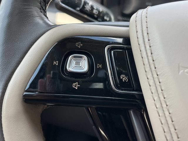 Used 2023 Lincoln Aviator Reserve w/ Equipment Group 201A AWD/4WD image 35