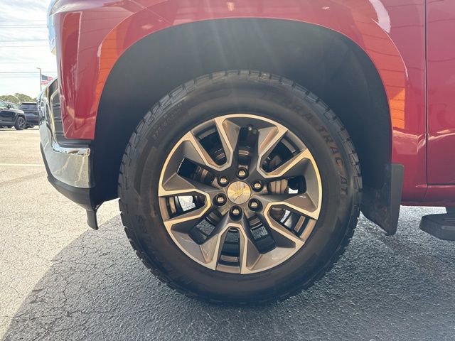 Used 2019 Chevrolet Silverado 1500 LT w/ All-Star Edition AWD/4WD image 6