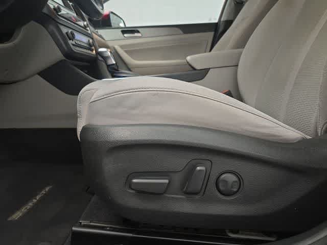 Used 2019 Hyundai Sonata SEL FWD image 18