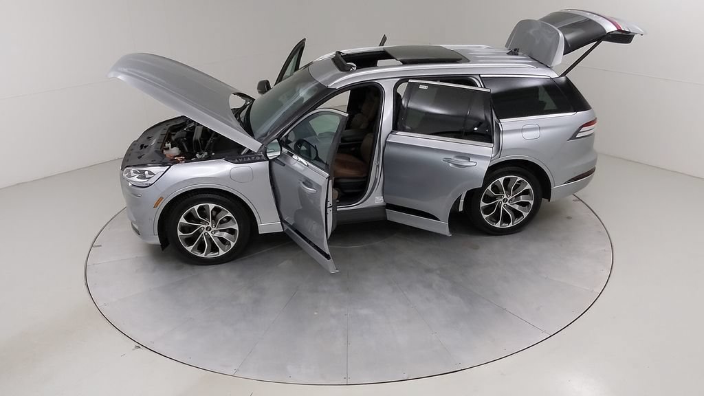 Used 2023 Lincoln Aviator Grand Touring w/ Equipment Group 301A AWD/4WD image 60