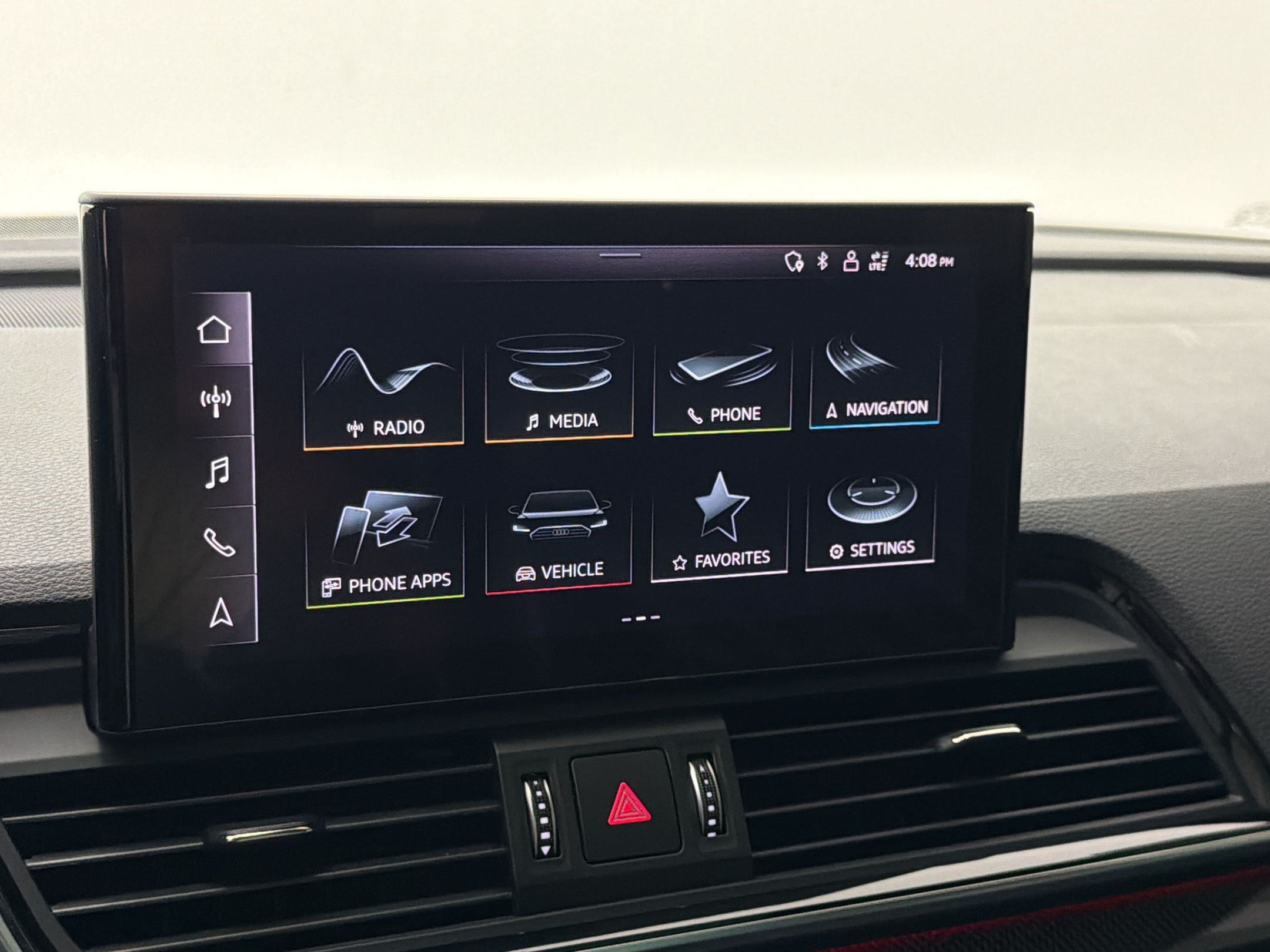Certified 2022 Audi SQ5 Prestige w/ Prestige Package AWD/4WD image 19