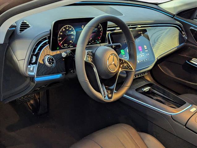 New 2026 Mercedes-Benz E 350 4MATIC Sedan image 3