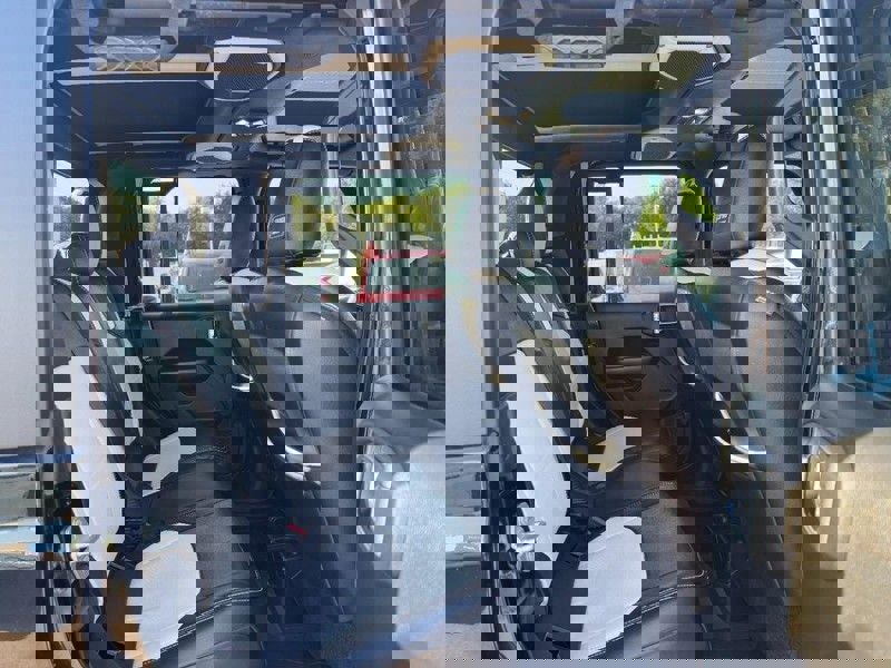 Used 2021 Jeep Gladiator Sport image 10