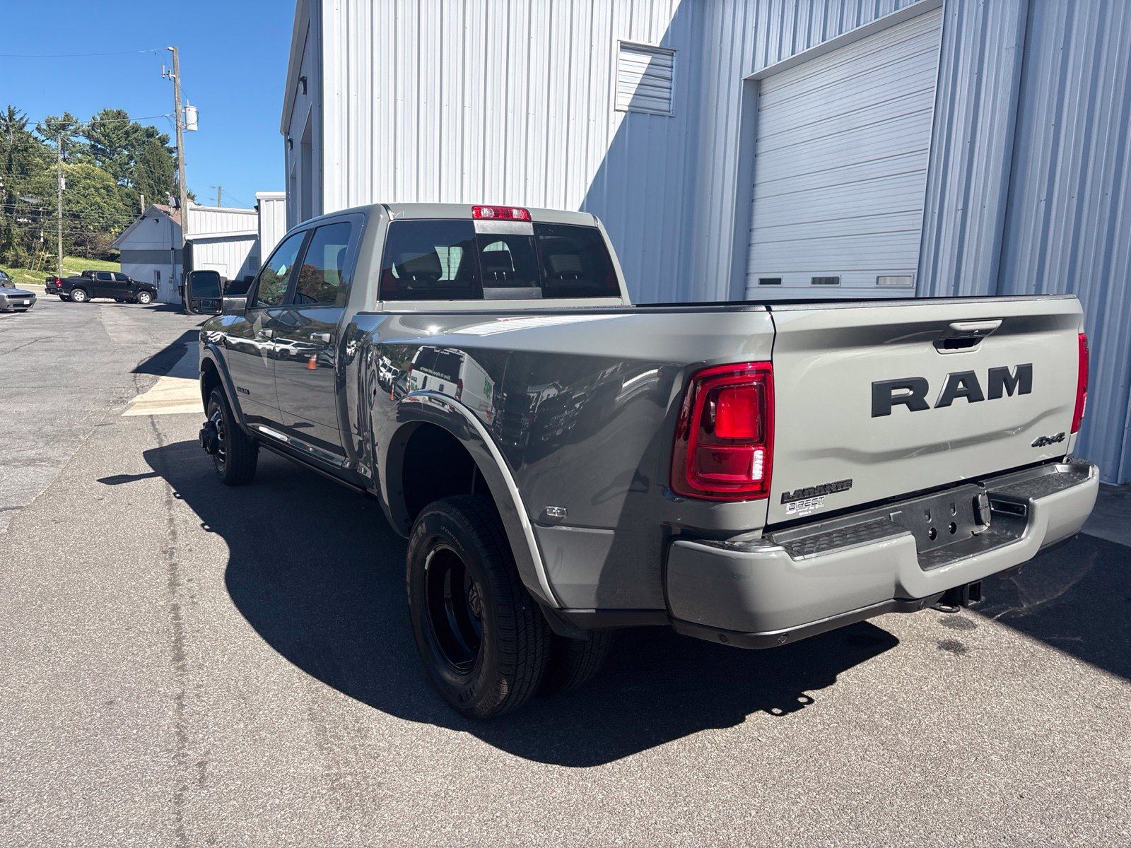 New 2027 RAM 3500 Laramie AWD/4WD image 3